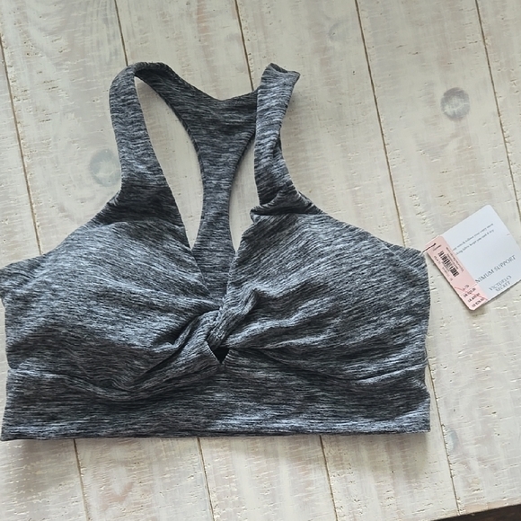 Victoria's Secret Sports Bra - Picture 1 of 2